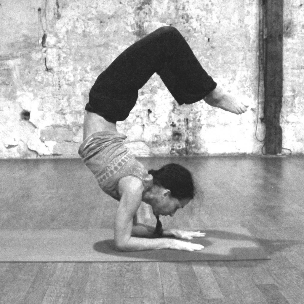 Vrischikasana, Le Scorpion