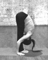 Uttanasana.jpg